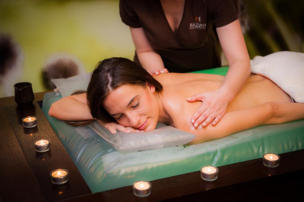 Bazuny Hotel&Spa คอชเชียซือนา ภายนอก รูปภาพ
